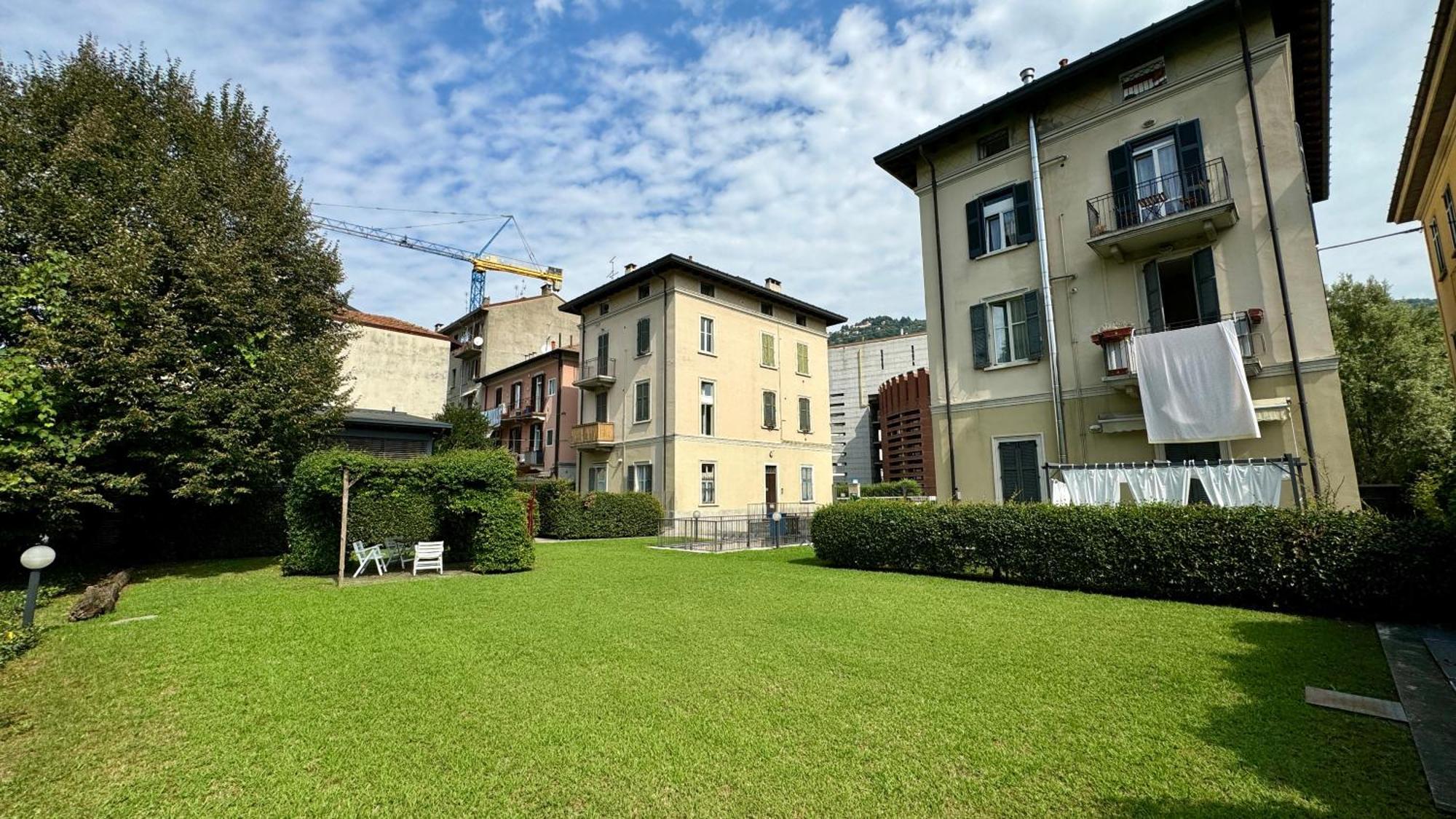Axelparkcomo Buitenkant foto